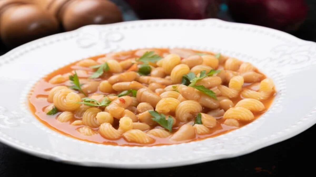 La Pasta ca Triaca: il piatto catanese che ti mette alla prova! Conosci il significato di 'Triaca'? - 