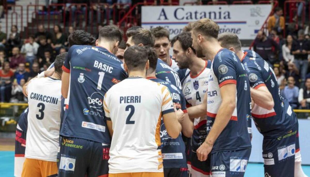 Scontro diretto tra Farmitalia Saturnia e Pallavolo Padova: una partita cruciale per il campionato di SuperLega Credem Banca 2023/24 - 