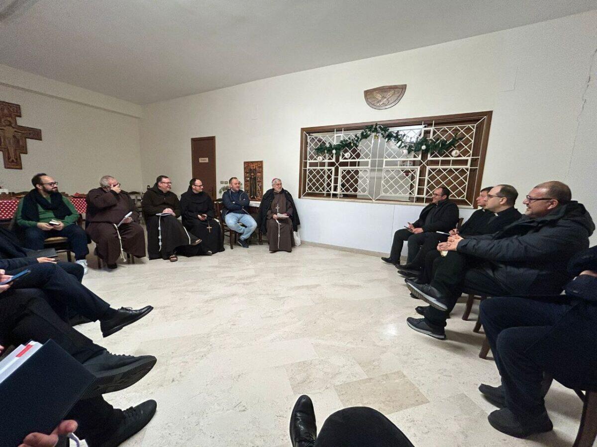PREPARATIVI PER L'OFFERTA DELL'OLIO PER LA LAMPADA DI SAN FRANCESCO - 