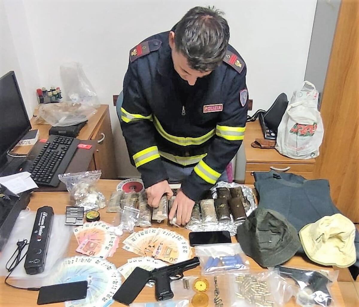 Operazione "TERRA di NETTUNO": banda sgominata per riciclaggio veicoli rubati e spaccio stupefacenti - 