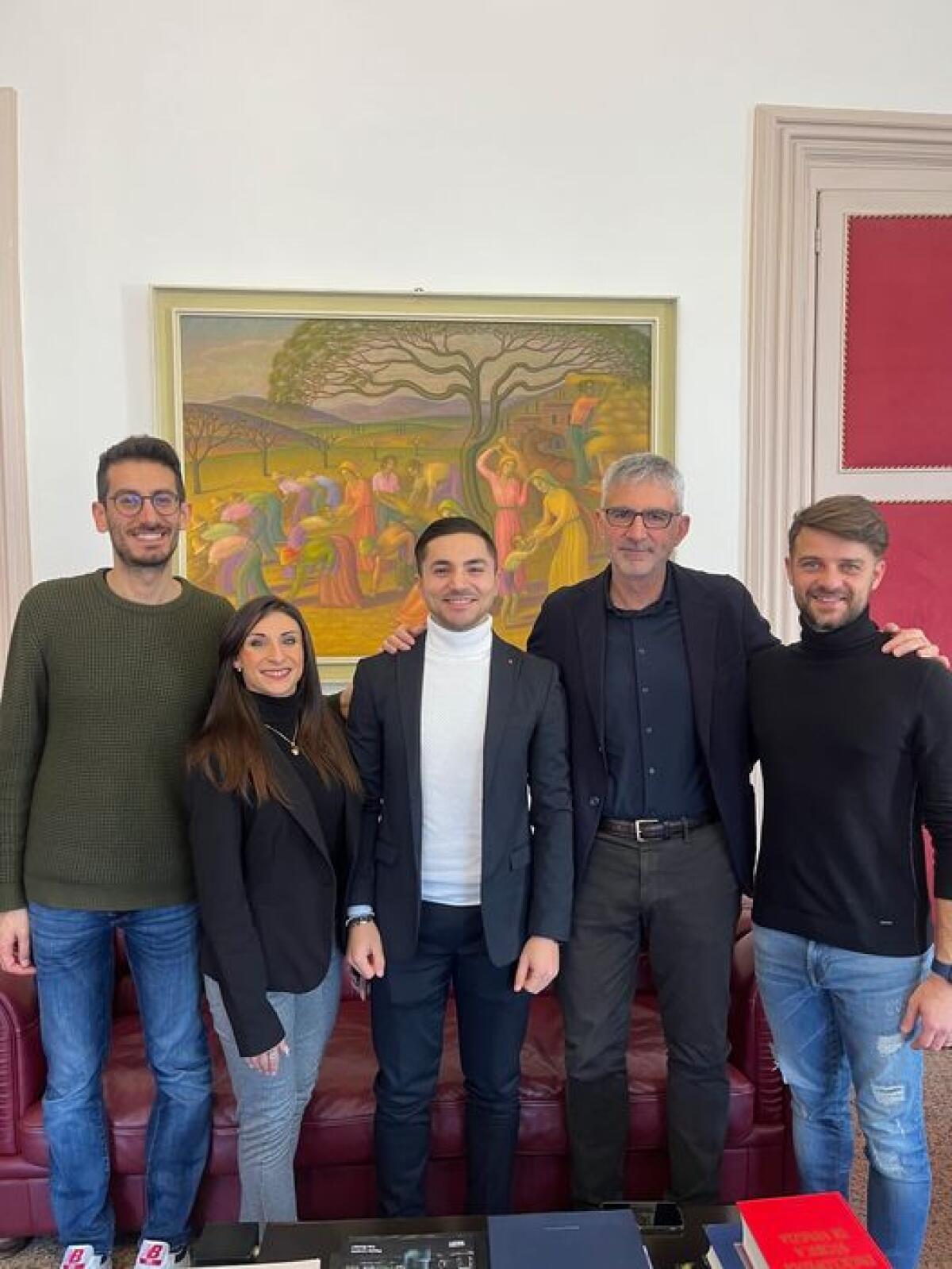 Ballerini Andrea e Miriana, campioni regionali di balli latino-americani, ricevuti al Comune di Ragusa - 