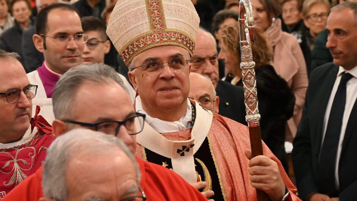 Un anniversario da ricordare, ecco perché oggi è un giorno importante per Mons. Renna - 