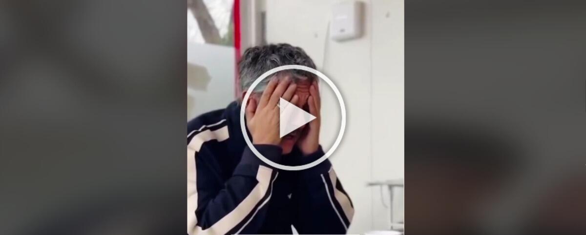 Fiorello canta e poi scoppia in lacrime, ecco le immagini "da brividi" che hanno impressionato il web  [VIDEO] - 