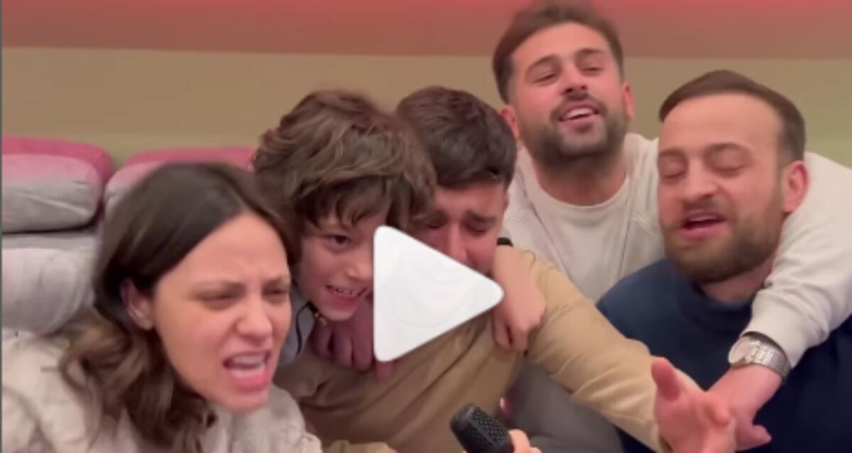Il Karaoke del Sud spiegato da Chiara Anicito: "Ed è subito Gianni Celeste" [VIDEO] - 