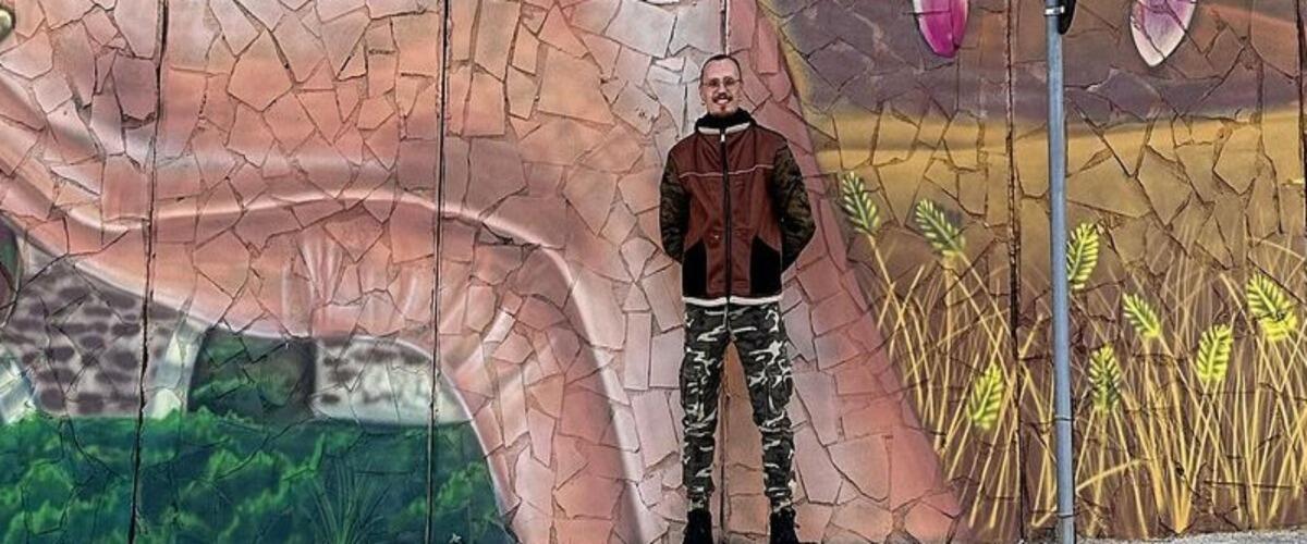 Un omaggio all'oro verde di Bronte, ecco l'ultima opera di Mikhail - 