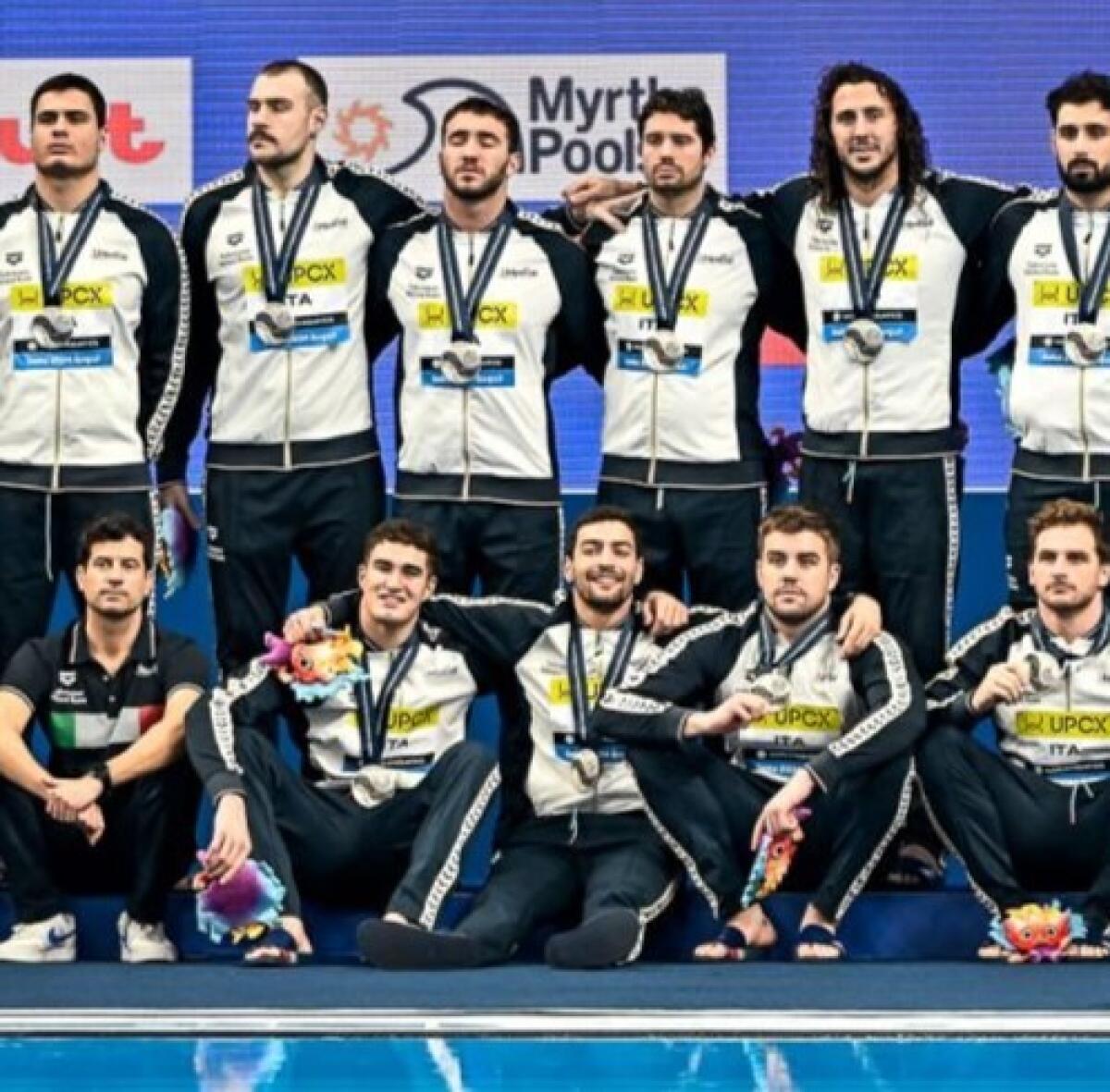 Condemi e Campagna: Successi Mondiali per la Pallanuoto Siciliana - 