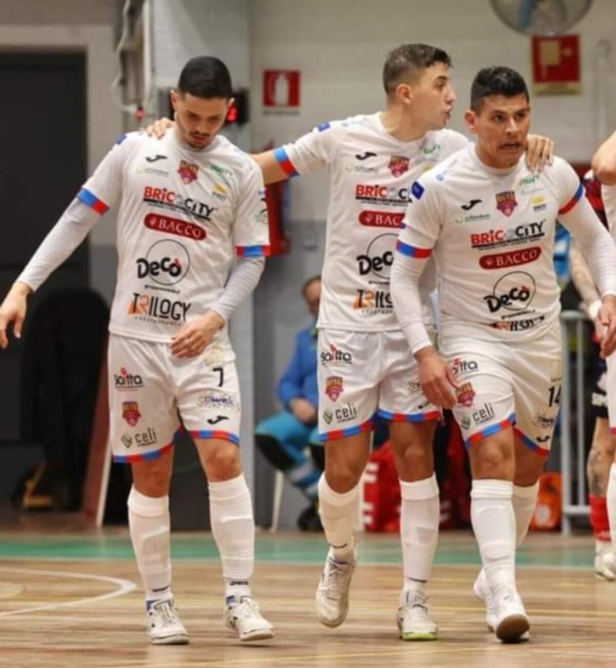 Meta Catania Calcio a 5: Pareggio emozionante contro l'Italservice Pesaro - 