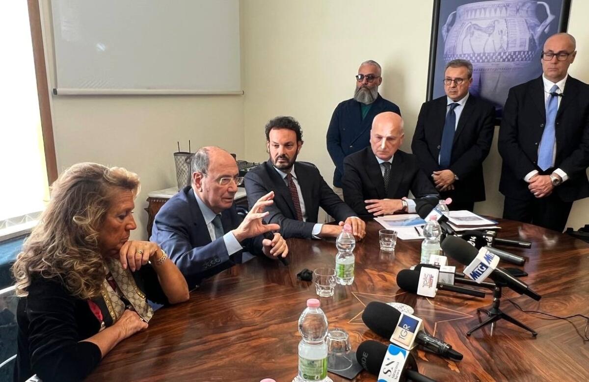 Comunicato stampa: Nuovo Ospedale di Siracusa, risorse aggiuntive per 100 milioni - 