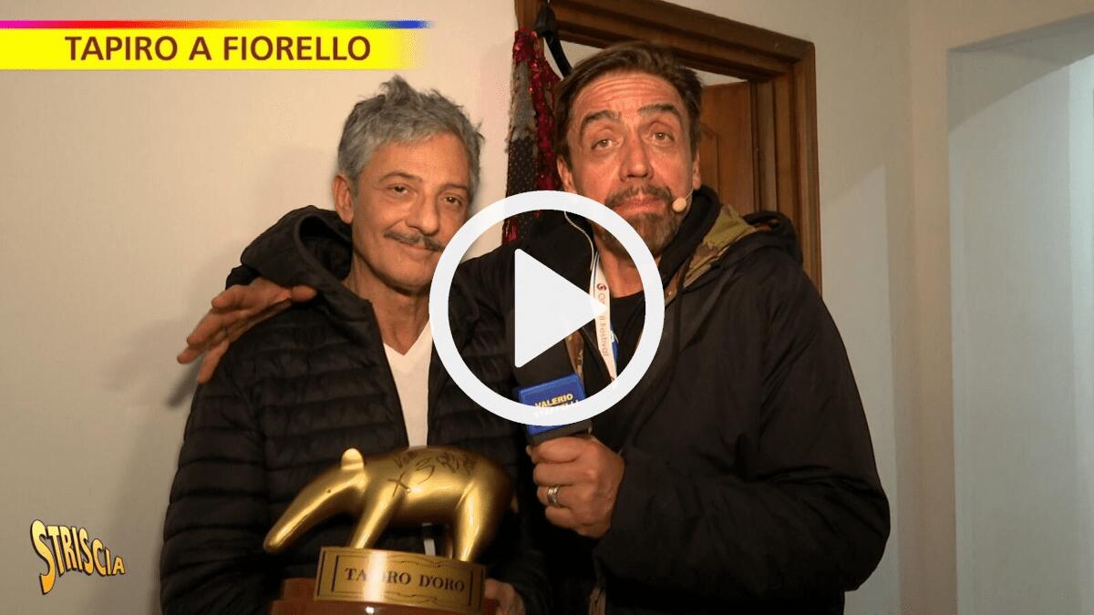 Tapiro d’Oro a Fiorello per Sanremo 2024: «Il tranello l’ha fatto lui a noi» [VIDEO] - 