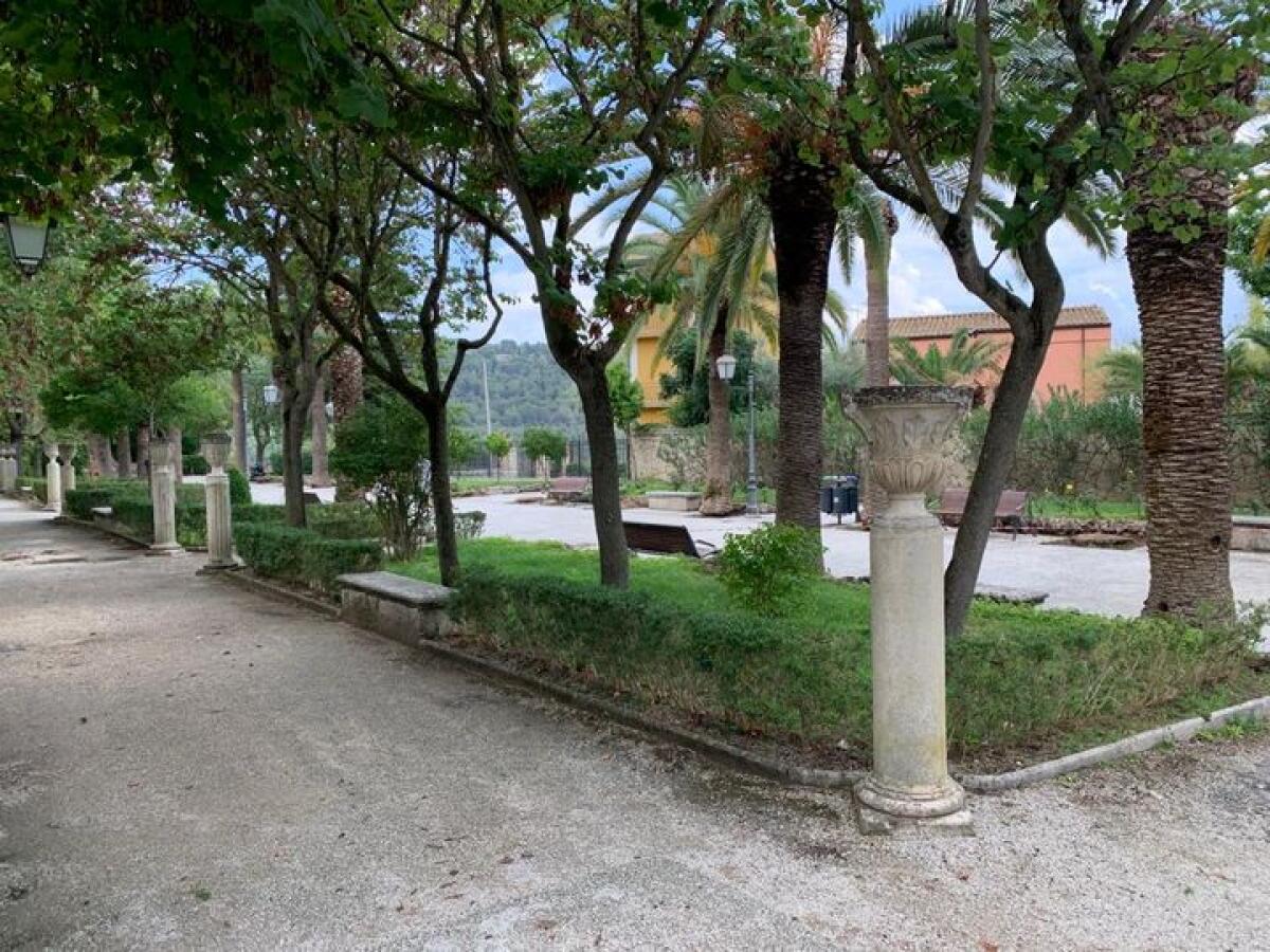 Spostata l'intitolazione dei viali del Giardino Ibleo a Giovedì 8 Febbraio - 