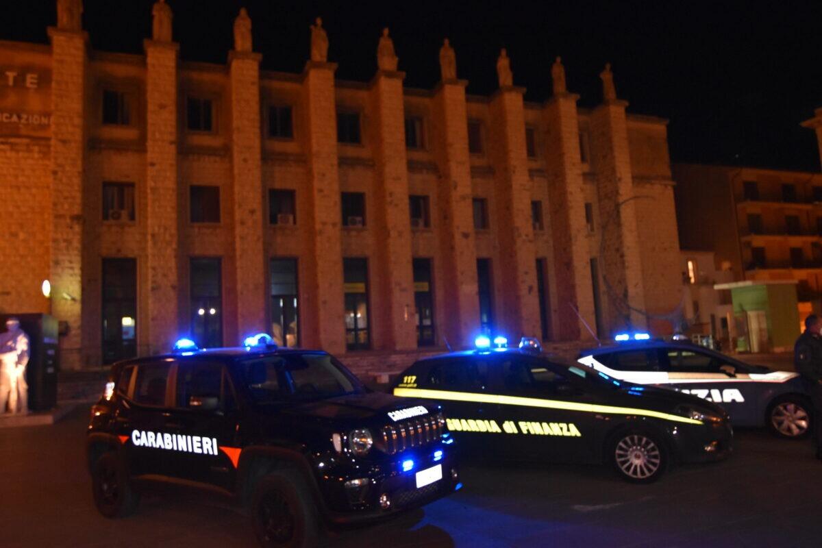 ARRESTATI DUE RAPINATORI A RAGUSA - 