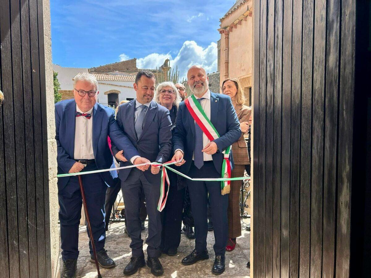Tomba della Regina di Monte Adranone: Restituito il corredo funerario al museo di Sambuca di Sicilia - 