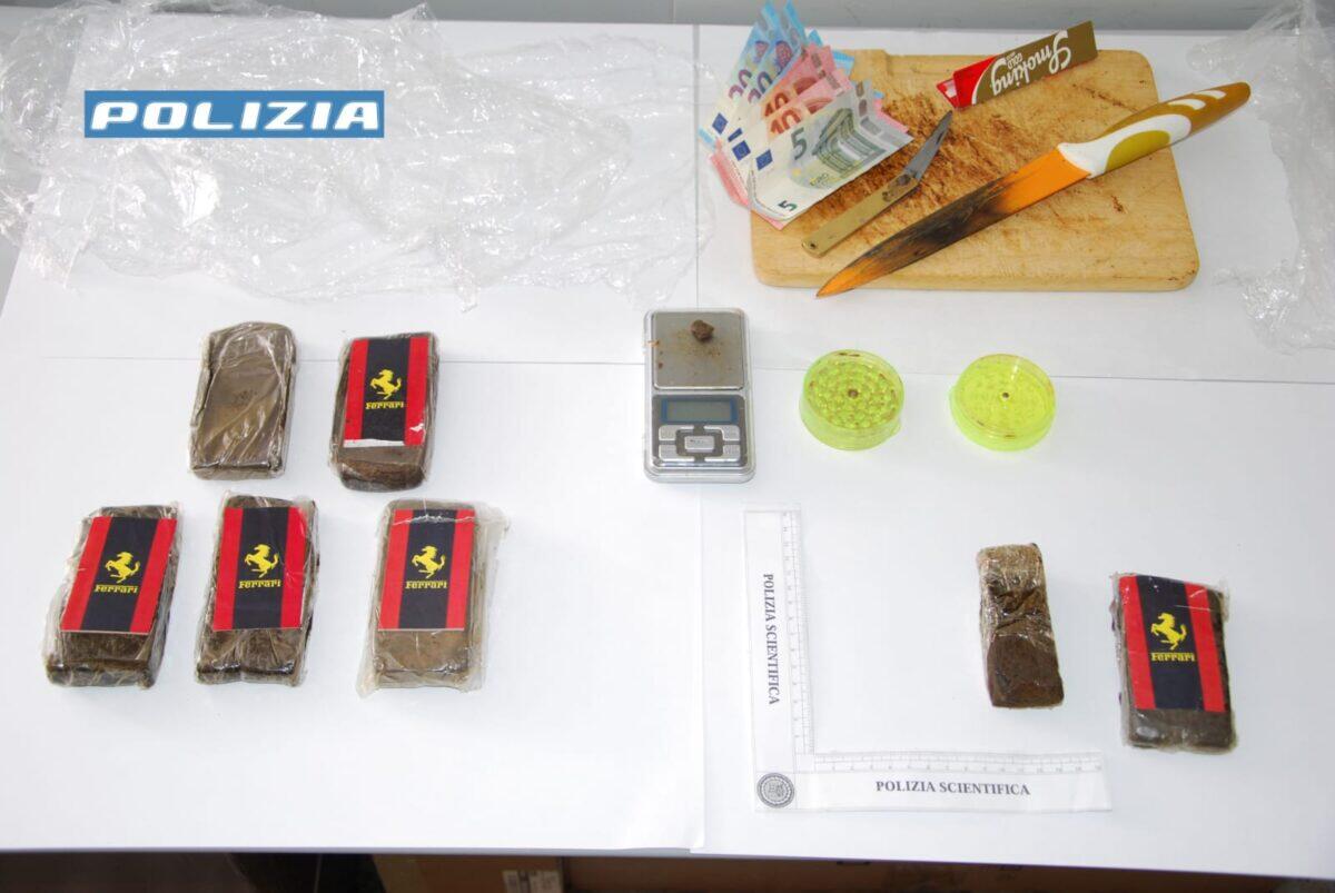 ARRESTATO SANTAGATESE CON 700 GR DI HASHISH - 