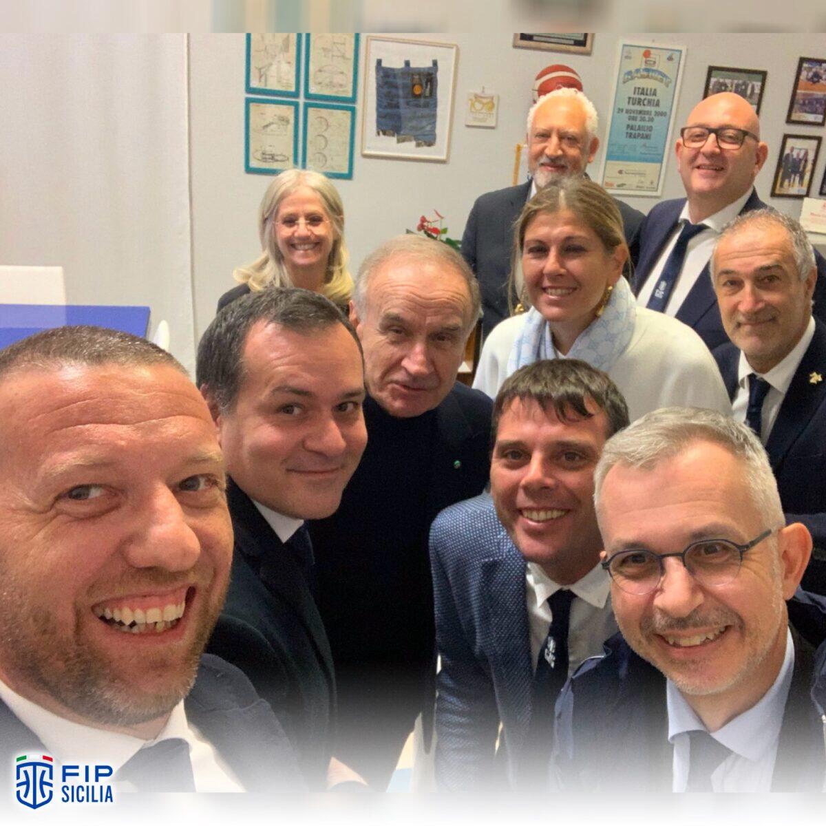 Forti prospettive per il basket siciliano: il presidente Petrucci fa il punto - 