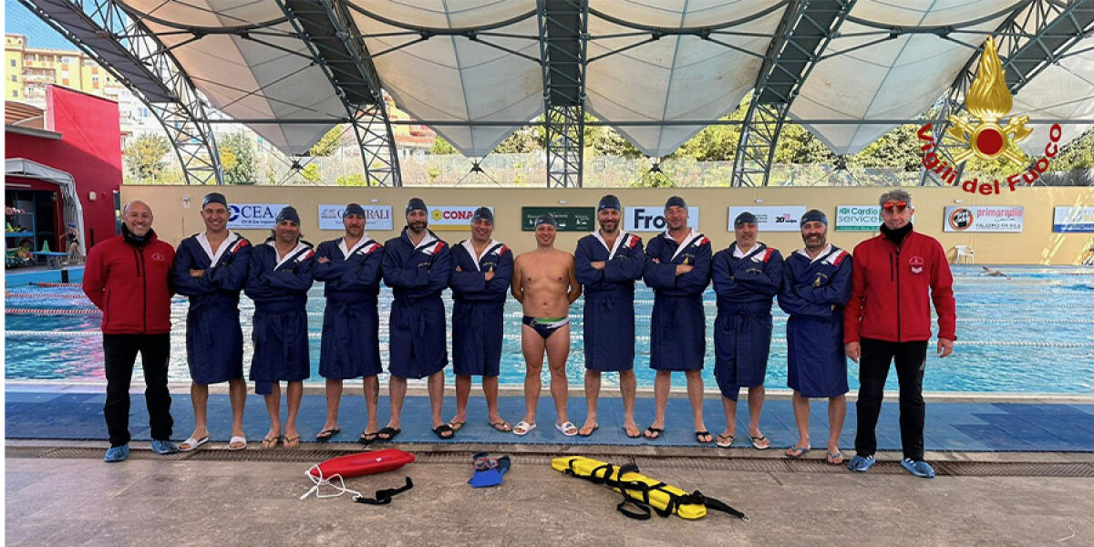 Attività di standardizzazione alle manovre di salvamento a nuoto VVF a Palermo - 