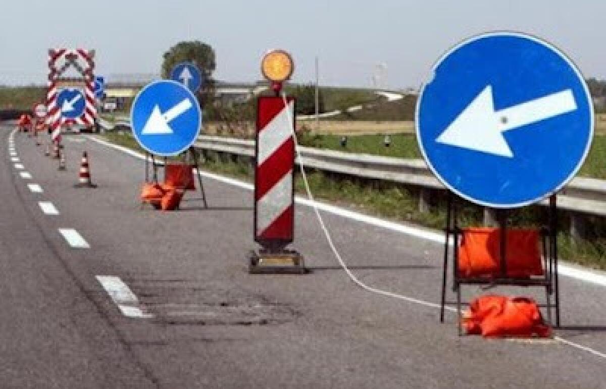 Lavori di manutenzione sull'autostrada A18 Dir -  Diramazione di Catania - 