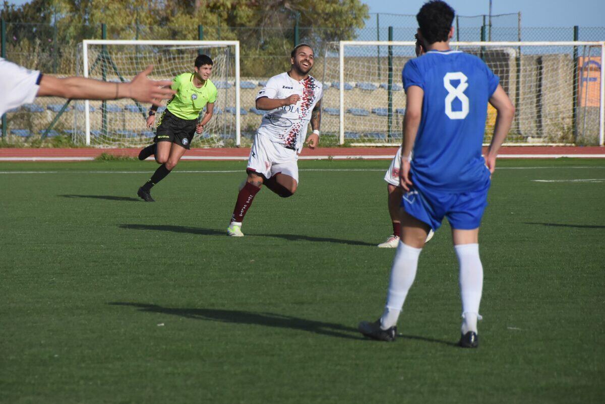 La grinta di Luca Lo Pizzo: l'indiscusso capocannoniere del Noto Calcio - 