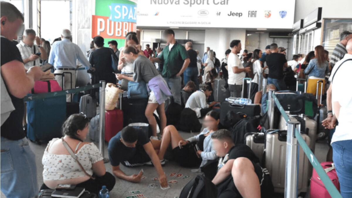 Afflusso record all'Aeroporto di Catania per il ponte del 25 aprile e del primo maggio - 