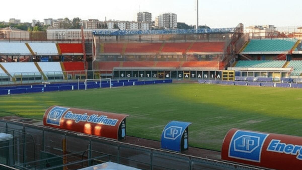 Tifosi immeritevoli: settore chiuso per Catania Messina. La paura vince sulla sportività - 