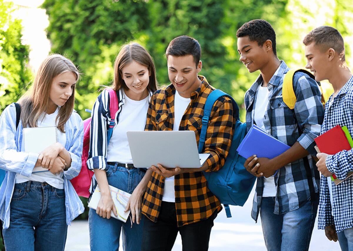 Bando per iscrizioni ai Percorsi di formazione iniziale docenti scuole secondarie - 
