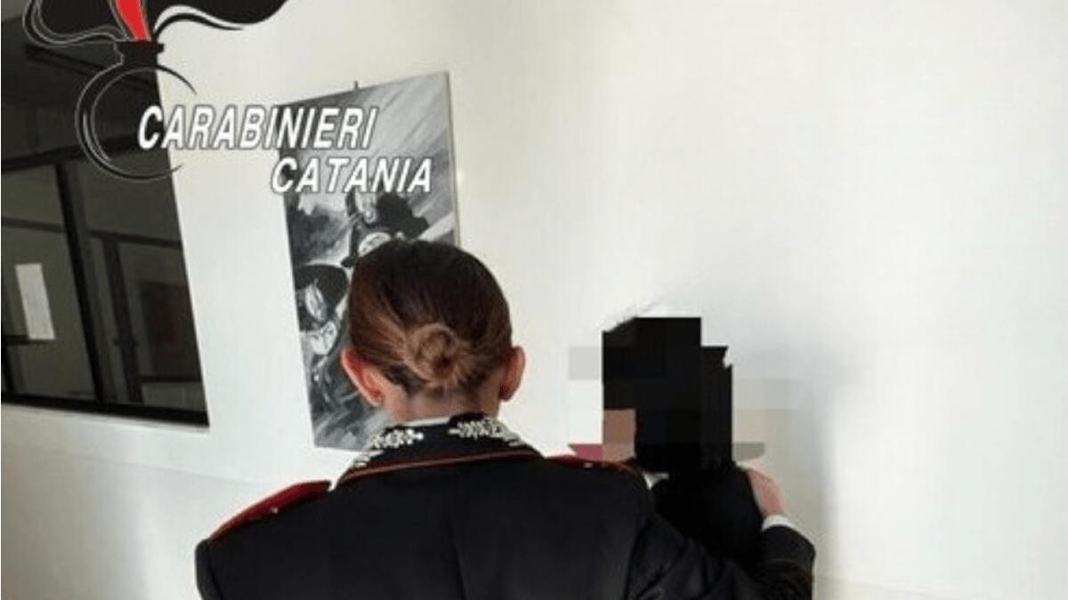 22enne aggredita dall’ex compagno: vessata durante i domiciliari e infilzata con forbice in testa - 