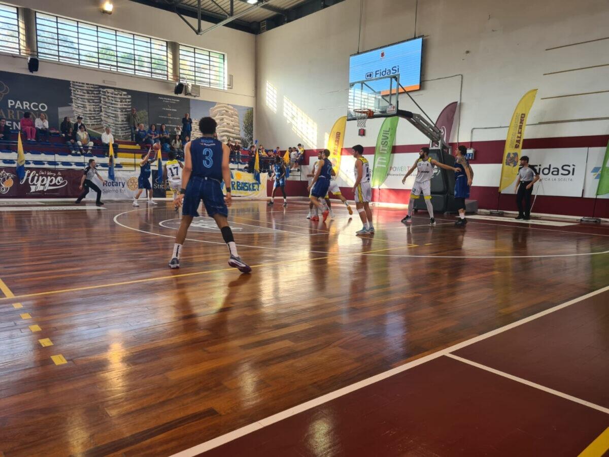 Virtus Ragusa sconfitta da Salerno: rimonta nel quarto decisivo per 78-69. - 