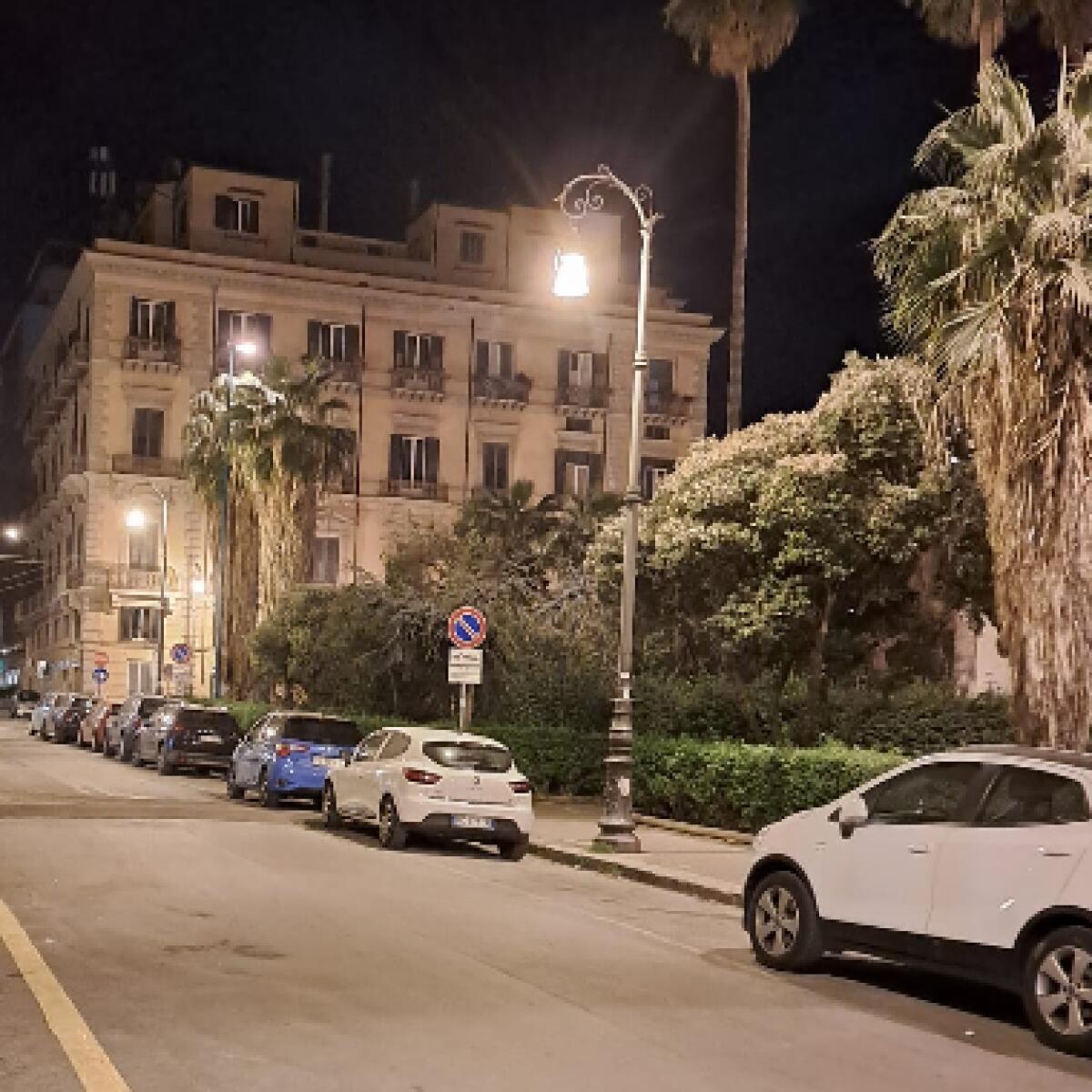 Riaccesi oltre cento punti luce a Palermo: interventi in zona Toselli-Marchese di Villabianca e piazza Ignazio Florio - 