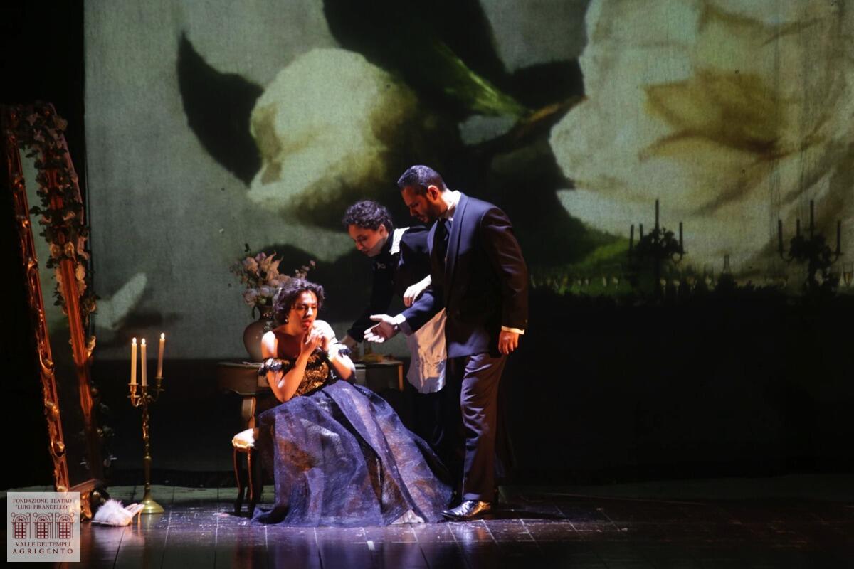 La Traviata: trionfo al Teatro Pirandello - 
