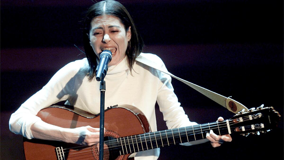 Buon Compleanno Gerardina Trovato: viaggio tra musica e vita della cantante catanese - 