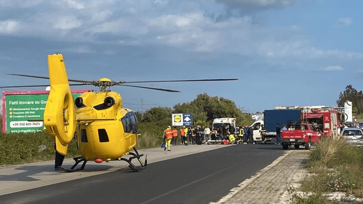 Incidente Stradale ed elisoccorso nel Catanese: motociclista 31 Anni grave al Trauma Center - 