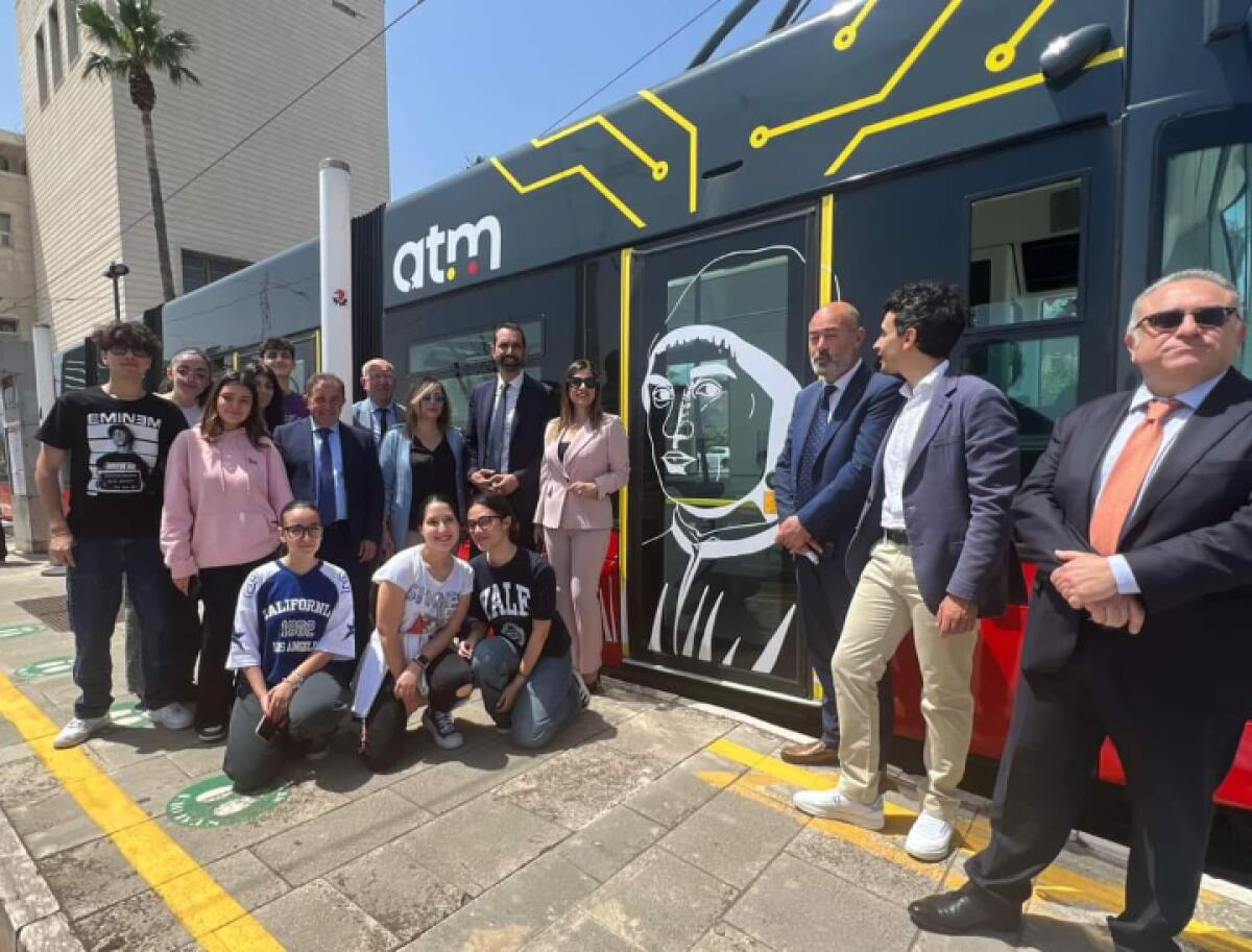 Inaugurata la sesta vettura revampizzata del tram: arriva 'Antonello da Messina' a Messina - 
