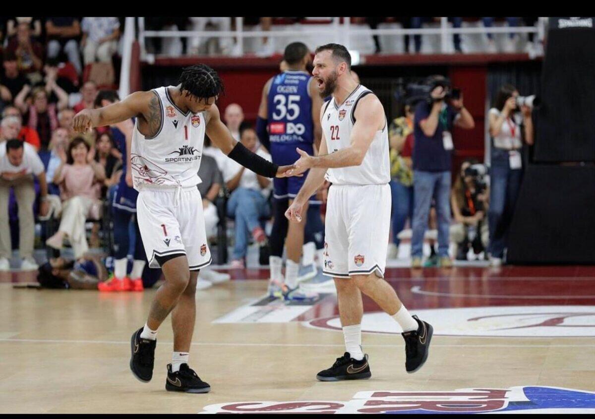 Il Presidente Antonini celebra la vittoria in Gara 2 contro la Fortitudo - 
