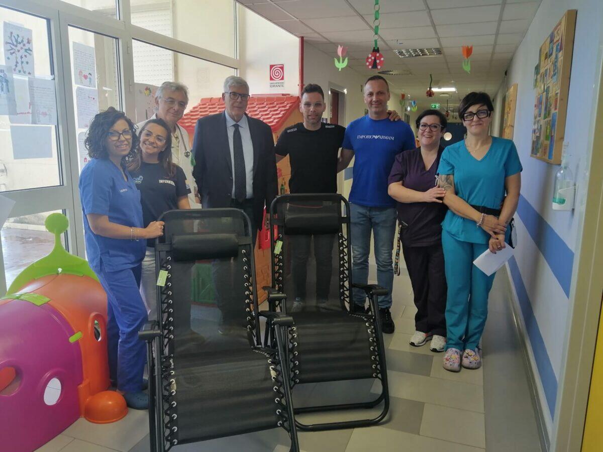 Generosità in Pediatria: donazione di poltrone relax al reparto Guzzardi - 
