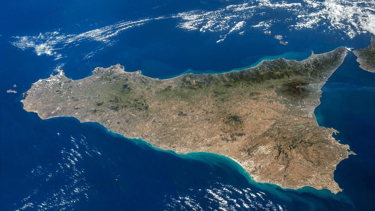 Meteo Sicilia: clima estivo nel fine settimana tra sole e alte temperature - 