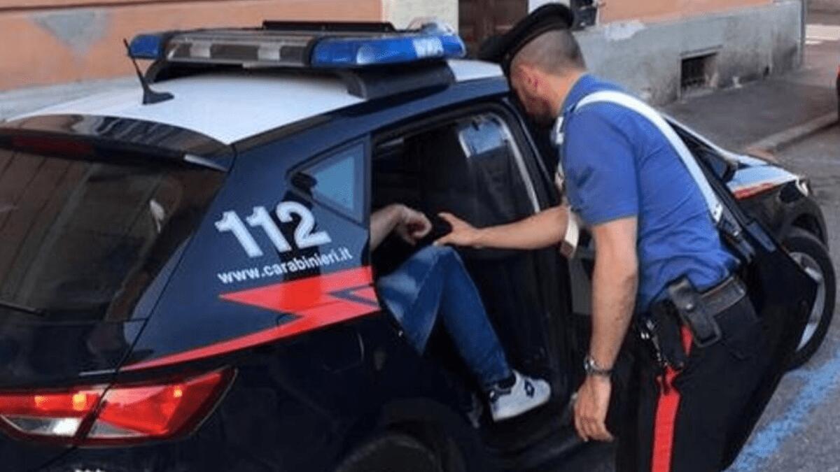 Identificato e arrestato pirata della strada fuggito dopo aver investito 17enne nel Catanese - 