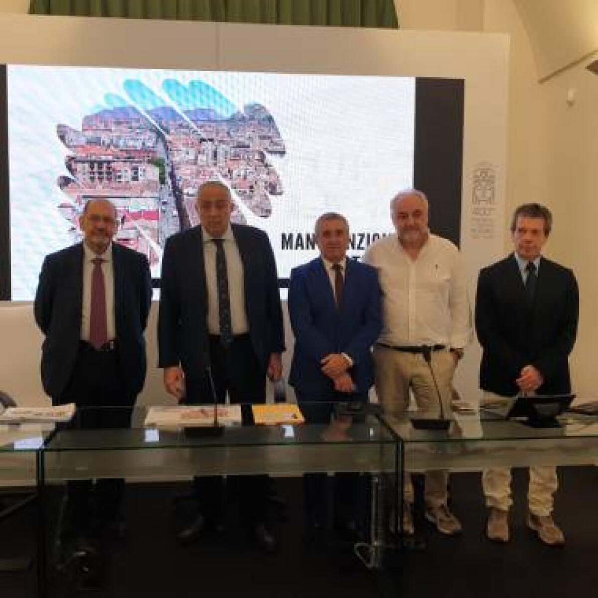 Palermo, presentato il piano di manutenzione strade e marciapiedi per colmare una carenza ventennale - 