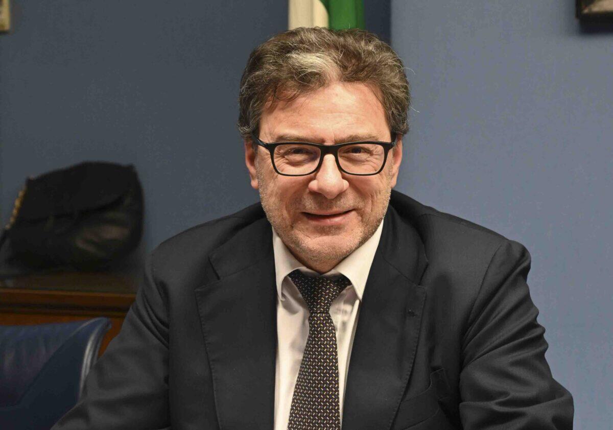Autonomia Differenziata, Le Tasse Restano Invariate: Ecco Cosa Dice il Ministro Giorgetti - 