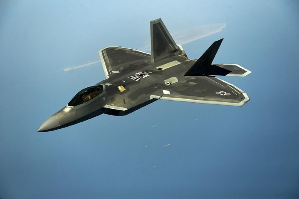 Caccia militare italiano si schianta in Australia, il pilota riesce a salvarsi! - 