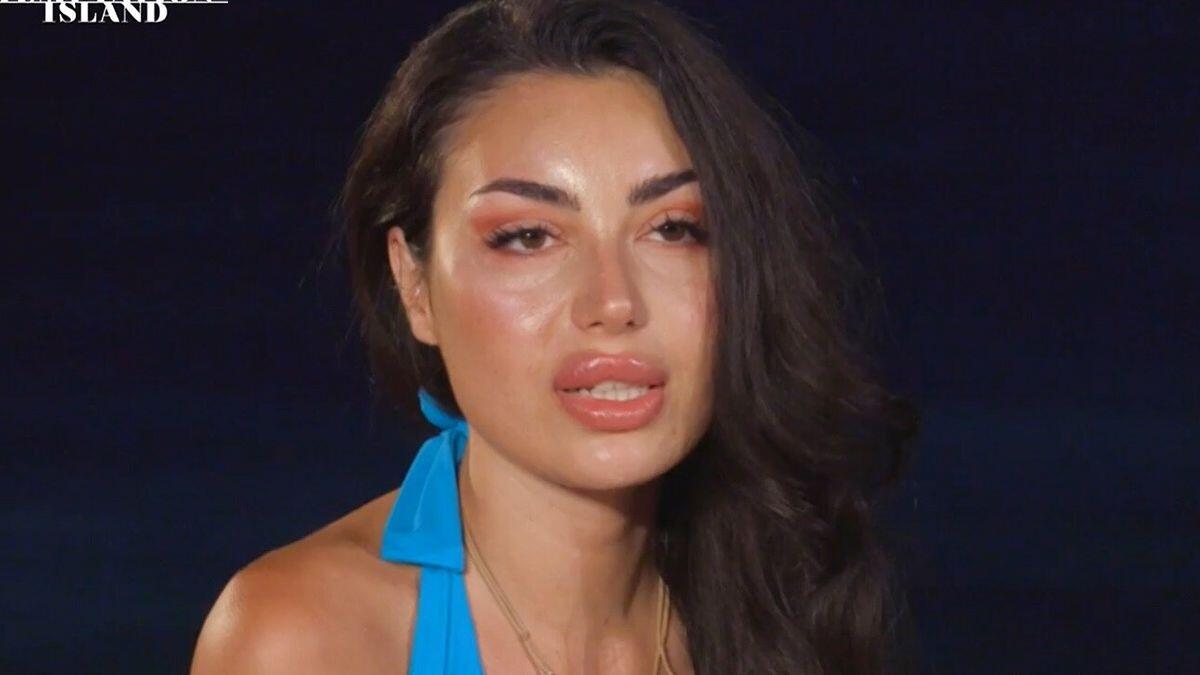 Temptation Island: Jenny si avvicina al single Luigi, ma il cuore è ancora per Tony e le lacrime non si fermano - 
