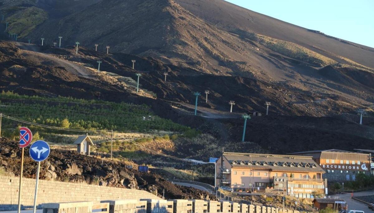 Tragico evento sull'Etna, muore un turista americano - 