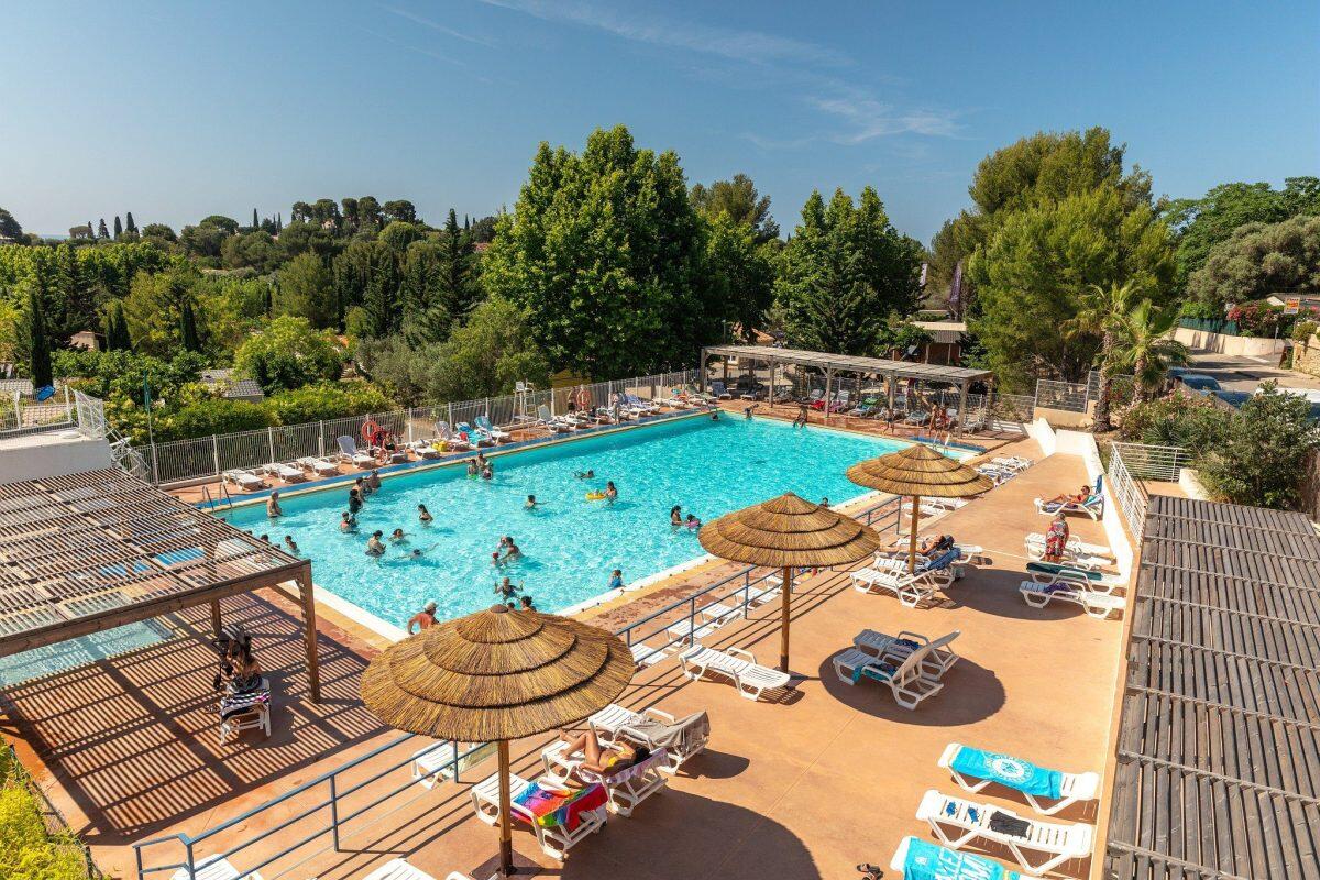 Campeggi con piscina: scopri le migliori opzioni - 