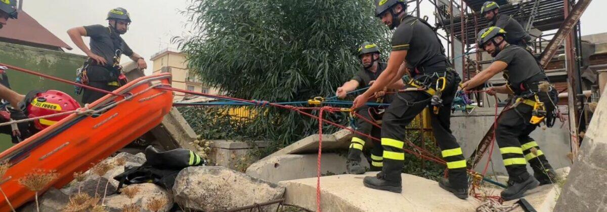 97° Corso Vigili del Fuoco per il SAF Basico al Centro di Formazione di Catania - 
