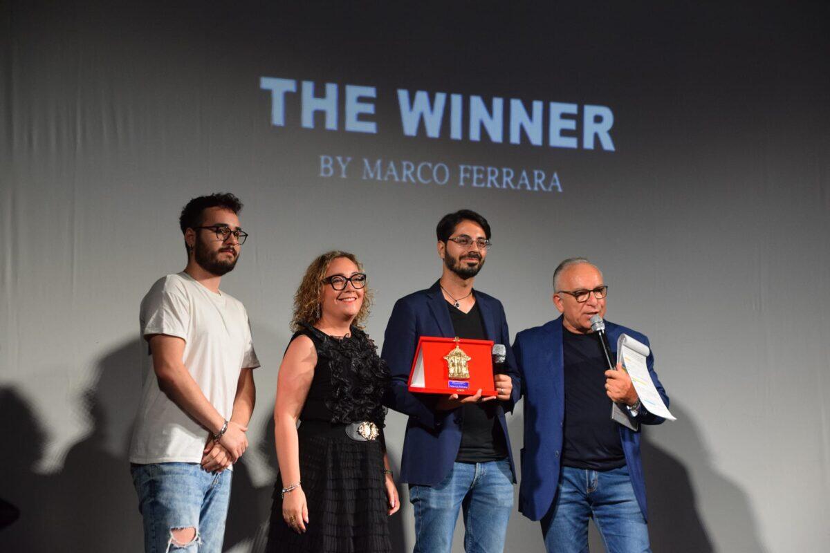 Premio Gazebo d'Oro 2024, premiato il regista catanese Marco Ferrara - 