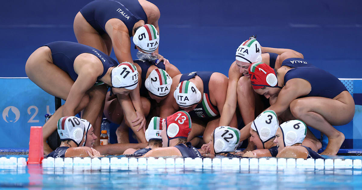 Entusiasmante debutto del Setterosa a Parigi 2024: trionfo sulla Grecia! Pallanuoto femminile in festa! - 