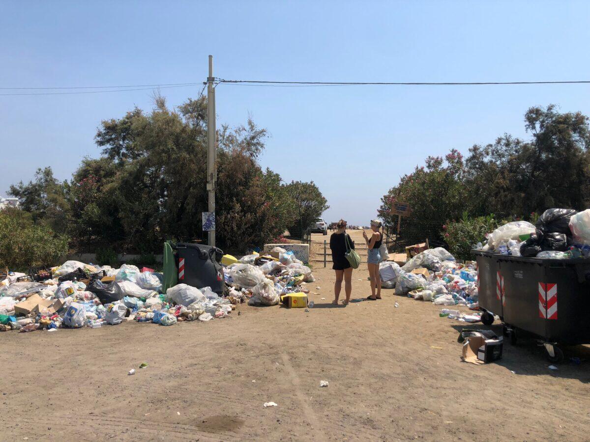 Spiagge libere a rischio: il Comune considera la revoca delle concessioni per abbandono di rifiuti! - 