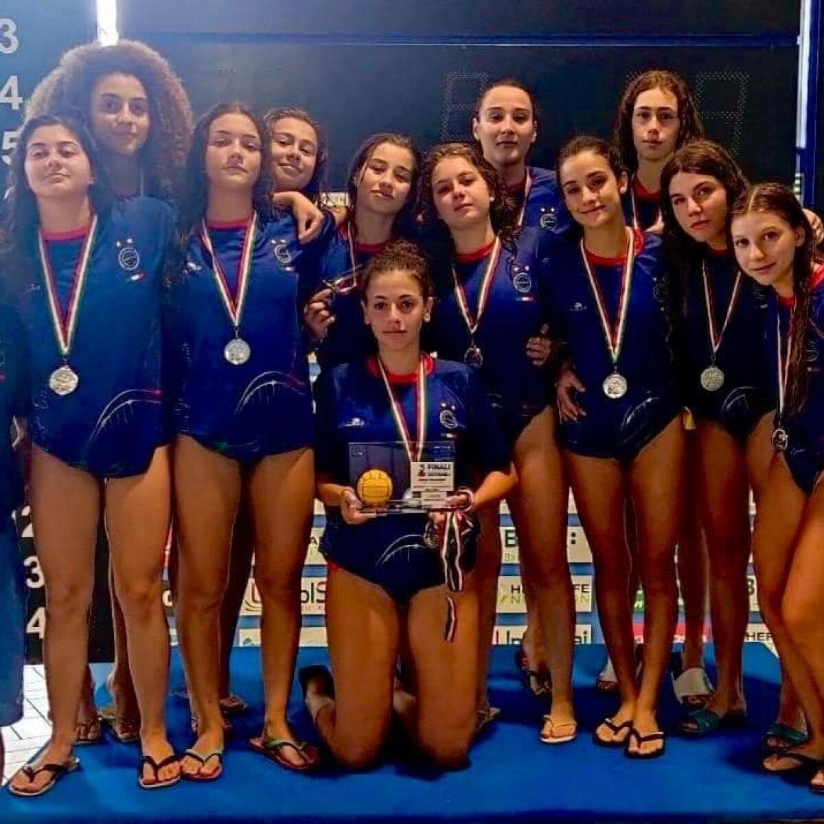 Ekipe festeggia il trionfo delle Allieve con una medaglia straordinaria! - 