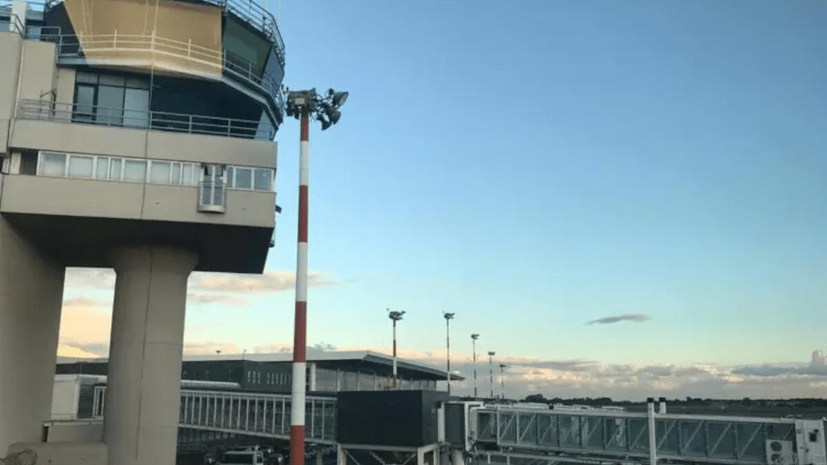 Temporale nel Catanese: disagi e dirottamenti dall’aeroporto di Catania a Palermo - 