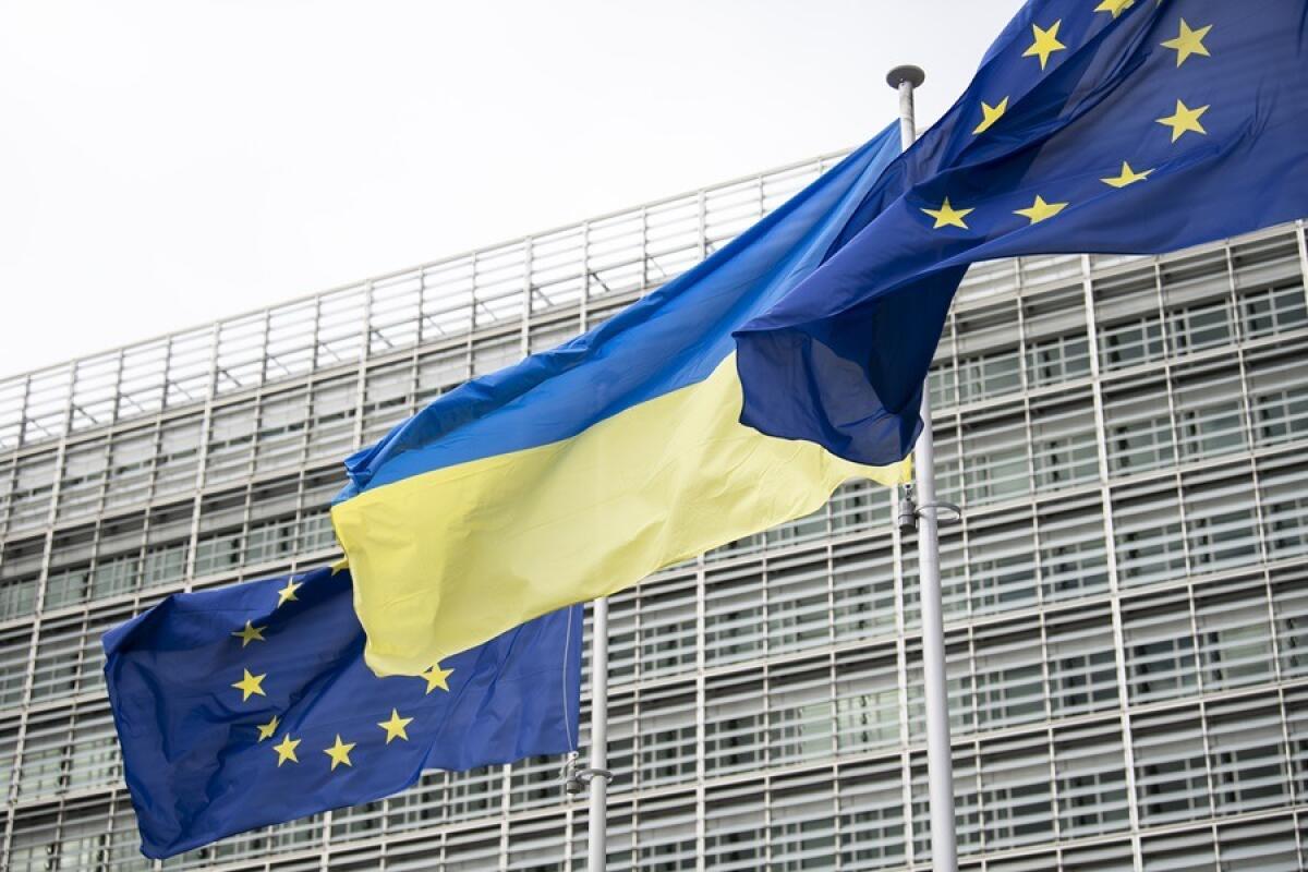 Commissione Ue sostiene l'Ucraina: diritto al contrattacco contro la Russia! - 