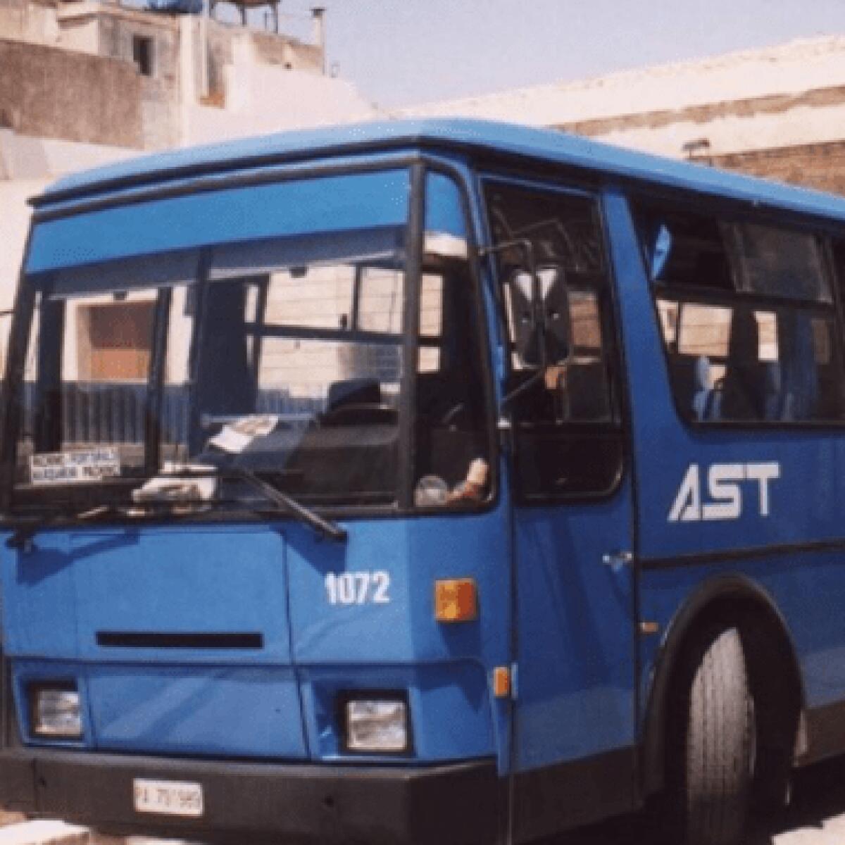 Nuovi orizzonti per gli anziani: scopri la Tessera di libera circolazione sui mezzi pubblici extraurbani! - 