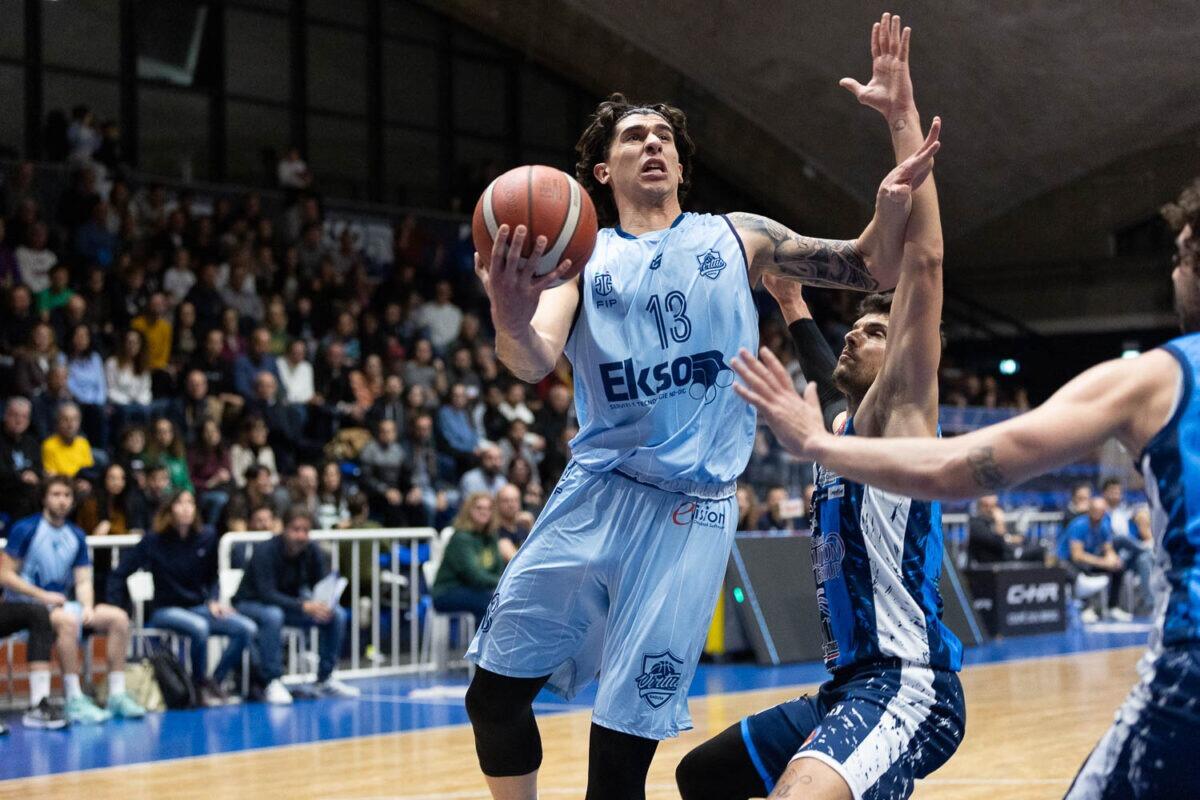 Serie B: Ragusa debutta contro Treviglio, emozionanti derby in arrivo a dicembre! - 